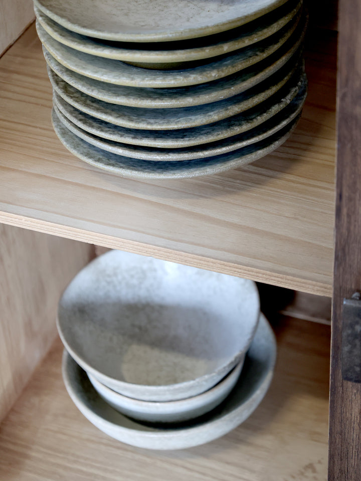 Sideboard med dörrar