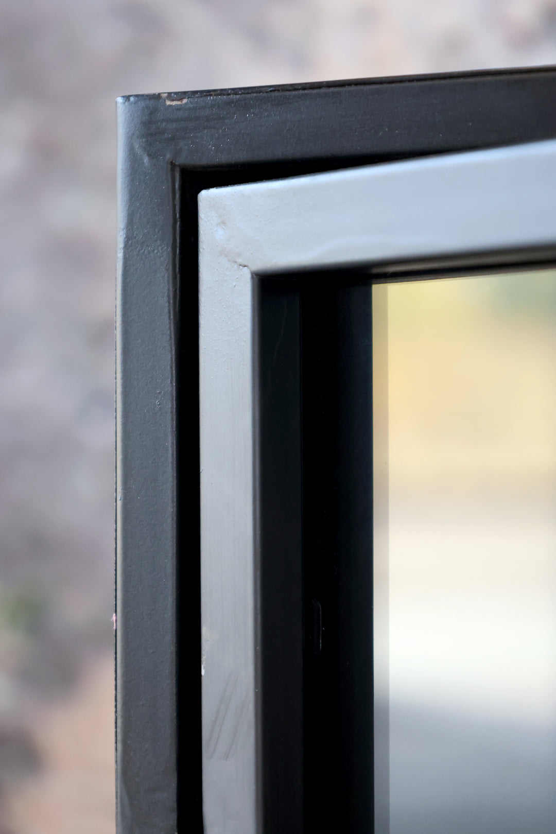 Vitrinskåp för glas och flaskor