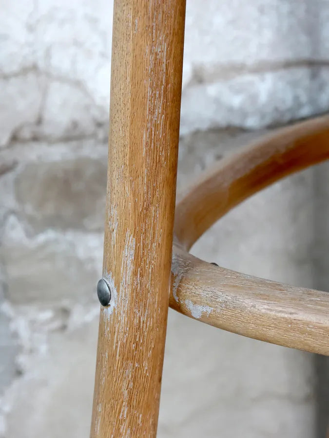Fransk barstol med flätad sits