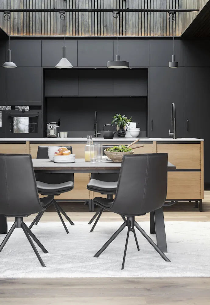 Carradale - Matbord Brun/svart