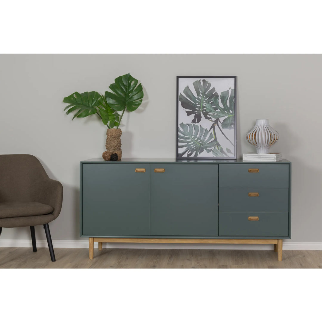 Svea Sideboard 2 dörrar, 3 lådor