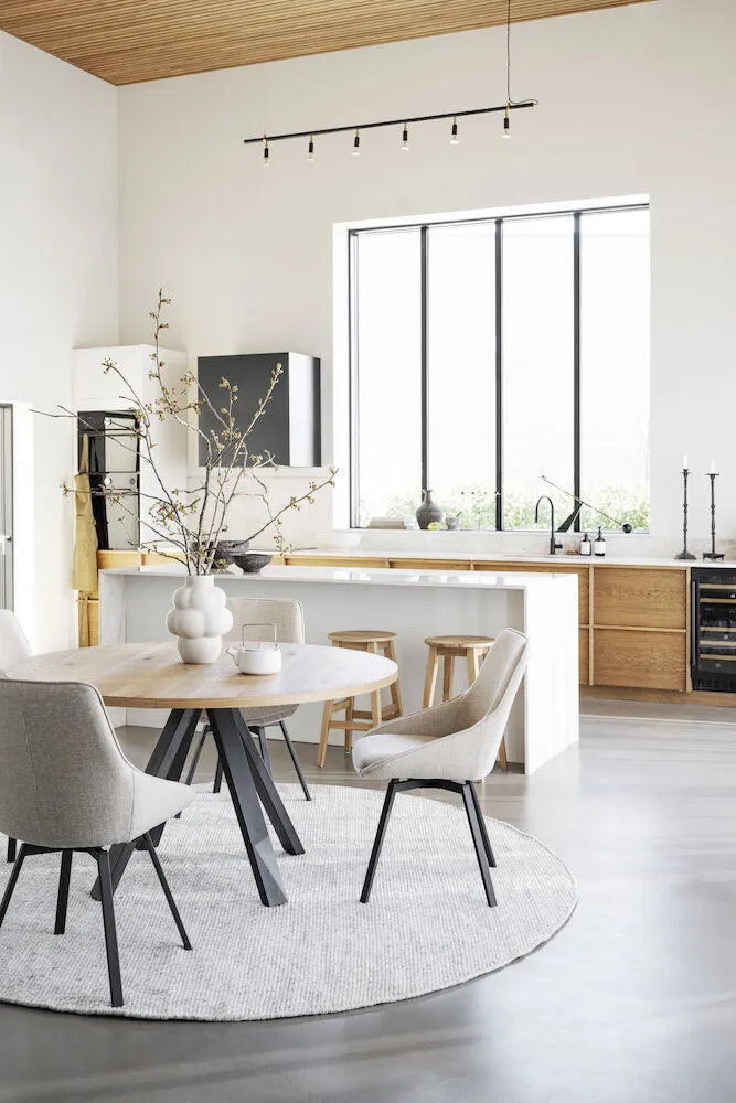 Maddock - Matbord Ek/svart